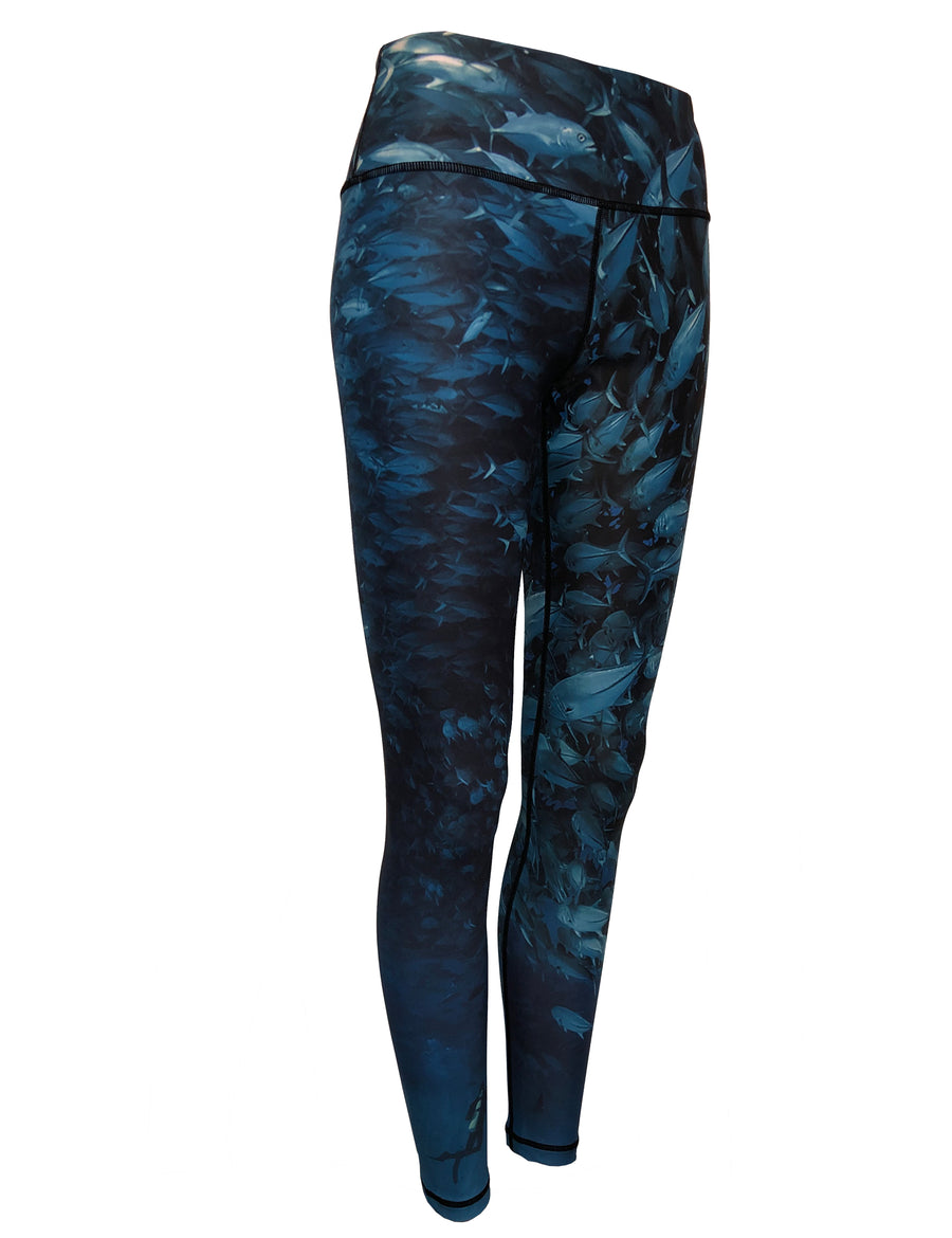 Scuba Jacks surfing and diving beach leggings offer sun protection, perfect for a day at the beach or on the ocean. 